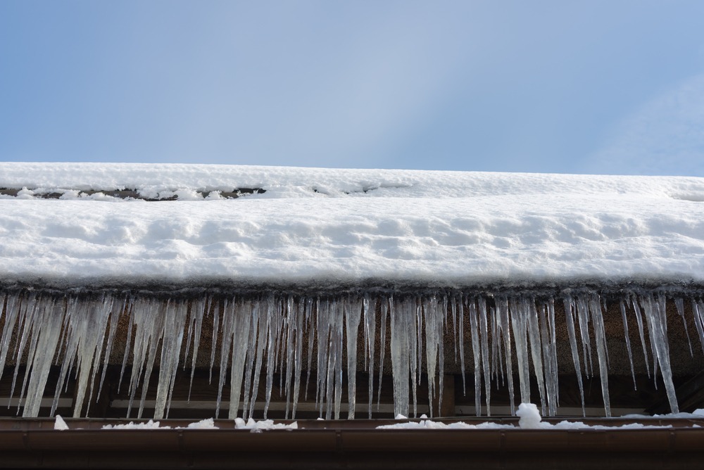 What To Do When Your Gutters Freeze