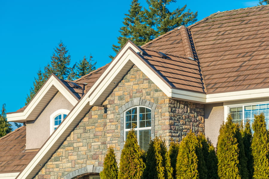 Architectural asphalt shingles adding dimension to a home